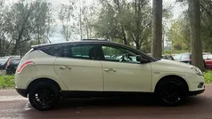 Wit Gebruikt 2009 Lancia Delta Hatchback | € 2.999 (Goede deal)