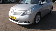 Zilver Gebruikt 2012 Toyota Verso Business Edition MPV | € 9.950 (Eerlijke prijs)