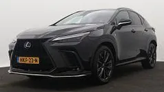 Zwart metallic Gebruikt 2022 Lexus NX450h+ Sport Line SUV | € 58.500 (Eerlijke prijs)