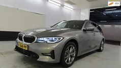 Grijs Gebruikt 2021 BMW 330 Sport Line Stationwagen | € 22.699 (Super prijs)