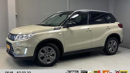 Bruin (metallic) Occasion 2019 Suzuki Vitara SUV | € 19.900 (Eerlijke prijs)