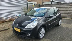 Zwart Gebruikt 2009 Renault Clio II Collection Hatchback | € 3.750 (Eerlijke prijs)