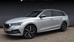 Grijs Gebruikt 2021 Skoda Octavia Business Line Stationwagen | € 25.745 (Eerlijke prijs)