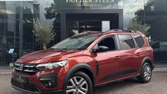 Gebruikt 2022 Dacia Jogger Extreme MPV | € 18.745 (Eerlijke prijs)