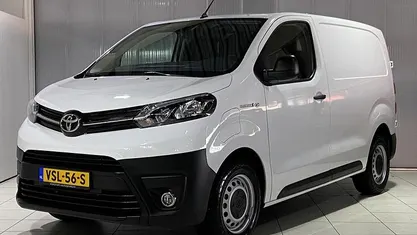 Gebruikt 2022 Toyota Proace Cool MPV | € 24.602 (Super prijs)