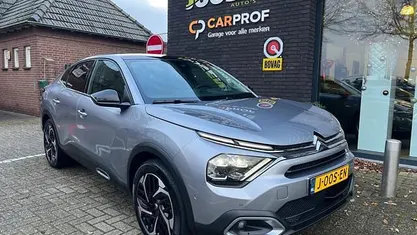 Grijs Gebruikt 2024 Citroën C4 Shine Sedan | € 22.950 (Eerlijke prijs)