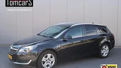 Zwart Gebruikt 2016 Opel Insignia Edition Stationwagen | € 10.950 (Eerlijke prijs)
