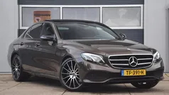 Gebruikt 2017 Mercedes E220 Premium Plus Sedan | € 25.950 (Eerlijke prijs)