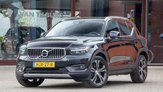 Zwart Gebruikt 2021 Volvo XC40 Inscription SUV | € 35.950 (Eerlijke prijs)