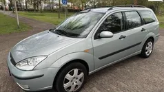 Groen Gebruikt 2004 Ford Focus Futura Stationwagen | € 1.250 (Eerlijke prijs)