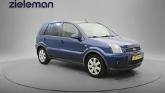 Gebruikt 2007 Ford Fusion Futura MPV | € 1.145 (Eerlijke prijs)