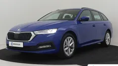 Blauw Gebruikt 2023 Skoda Octavia Business Line Stationwagen | € 26.895 (Goede deal)