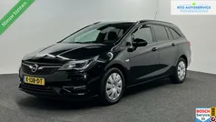 Zwart Gebruikt 2020 Opel Astra Edition Stationwagen | € 15.000 (Eerlijke prijs)