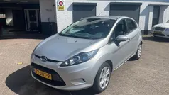Grijs Gebruikt 2009 Ford Fiesta Trend Hatchback | € 4.450 (Eerlijke prijs)