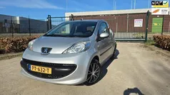 Grijs Gebruikt 2005 Peugeot 107 Hatchback | € 1.950 (Eerlijke prijs)