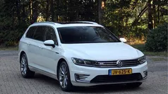 Gebruikt 2015 VW Passat Highline Stationwagen | € 12.999 (Eerlijke prijs)