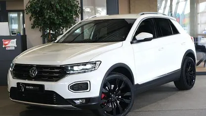 Wit, metallic lak Gebruikt 2019 VW T-Roc Sport SUV | € 24.450 (Super prijs)