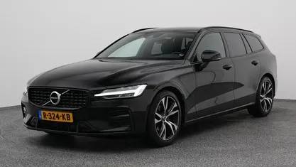 Occasion Volvo V60 R-Design 2022 Zwart (metallic) Stationwagen