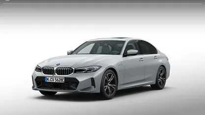 Occasion 2025 BMW 330 Comfort Edition Sedan | € 68.906 (Eerlijke prijs)