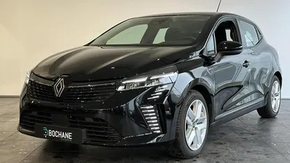 Zwart Occasion 2023 Renault Clio V Evolution Hatchback | € 21.195 (Eerlijke prijs)