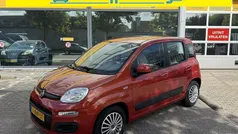 Rood, metallic lak Gebruikt 2014 Fiat Panda Hatchback | € 4.950 (Eerlijke prijs)