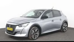Grijs Gebruikt 2021 Peugeot e-208 GT Hatchback | € 17.995 (Eerlijke prijs)