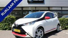 Wit Gebruikt 2016 Toyota Aygo Sport Hatchback | € 8.950 (Eerlijke prijs)