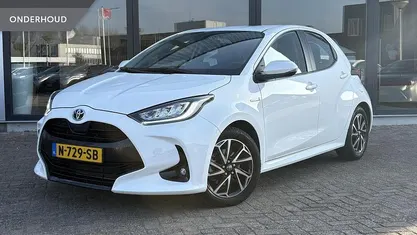 Occasion 2021 Toyota Yaris Hybrid Hatchback | € 19.900 (Eerlijke prijs)
