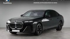 Grijs Gebruikt 2023 BMW M760e Comfort Edition Sedan | € 123.900