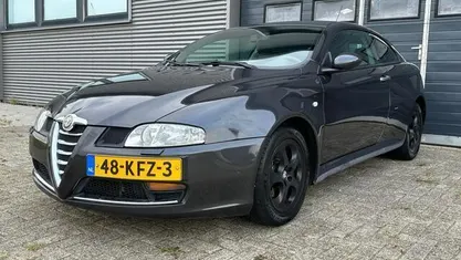 Occasion Alfa Romeo GT 166 PK (122 kW) 2008 Grijs Coupé