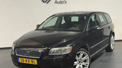Gebruikt 2005 Volvo V50 Kinetic Stationwagen | € 5.950 (Eerlijke prijs)
