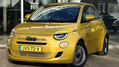 Geel Nieuw 2026 Fiat 500 Launch Edition Hatchback | € 27.999 (Eerlijke prijs)