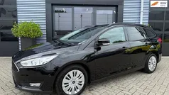 Zwart Gebruikt 2016 Ford Focus Trend Stationwagen | € 9.900 (Goede deal)