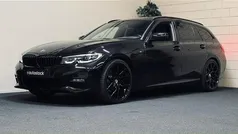 Zwart, metallic lak Gebruikt 2022 BMW 320 M Sport Stationwagen | € 36.499 (Eerlijke prijs)