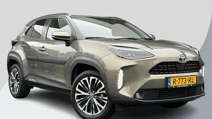 Gebruikt 2022 Toyota Yaris Cross Executive SUV | € 27.850 (Eerlijke prijs)