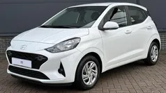 Wit Gebruikt 2024 Hyundai i10 Comfort Hatchback | € 17.795 (Eerlijke prijs)