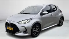 Gebruikt 2022 Toyota Yaris Hybrid Hatchback | € 20.950 (Eerlijke prijs)