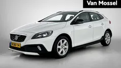 Gebruikt 2013 Volvo V40 CC Momentum Stationwagen | € 16.440 (Eerlijke prijs)