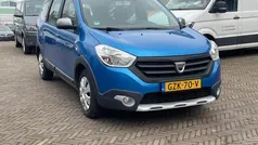 Blauw Gebruikt 2016 Dacia Lodgy Stepway MPV | € 10.950 (Eerlijke prijs)