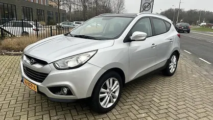 Grijs (metallic) Gebruikt 2010 Hyundai ix35 SUV | € 7.795 (Eerlijke prijs)