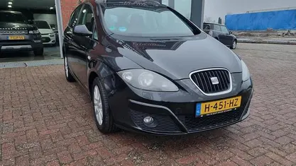 Occasion Seat Altea XL Reference 125 PK (91 kW) 2011 Zwart MPV