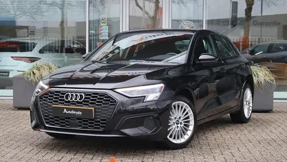 Occasion Audi A3 Sportback e-tron Business 110 PK (80 kW) 2022 Zwart Hatchback