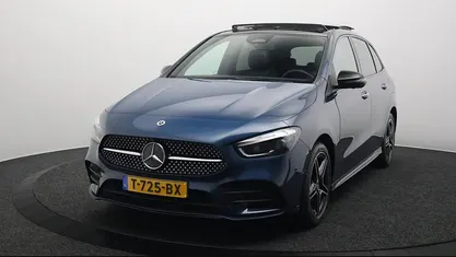 Gebruikt 2023 Mercedes B250e AMG line MPV | € 36.845 (Eerlijke prijs)