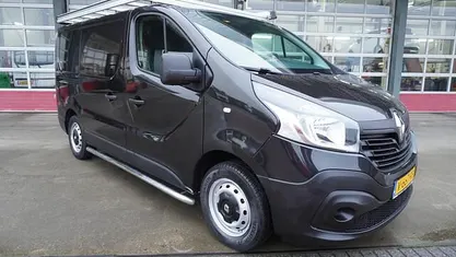 Zwart Gebruikt 2018 Renault Trafic Komfort MPV | € 12.950 (Eerlijke prijs)