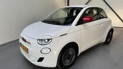 Occasion Fiat 500e Red 86 kW (118 PK) 2022 Hatchback