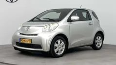 Grijs Gebruikt 2010 Toyota iQ Comfort Hatchback | € 4.990 (Eerlijke prijs)