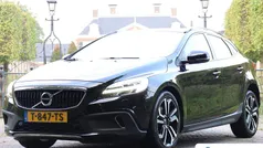 Gebruikt 2019 Volvo V40 CC Momentum Stationwagen | € 20.395 (Eerlijke prijs)
