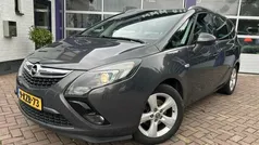 Grijs Gebruikt 2013 Opel Zafira Tourer Cosmo MPV | € 5.498 (Eerlijke prijs)
