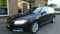 Blauw, metallic lak Gebruikt 2010 Volvo V70 Kinetic Stationwagen | € 9.950 (Eerlijke prijs)
