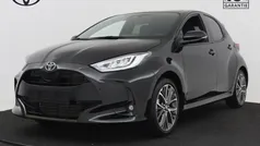 Gebruikt 2024 Toyota Yaris Hybrid Executive Hatchback | € 30.950 (Eerlijke prijs)